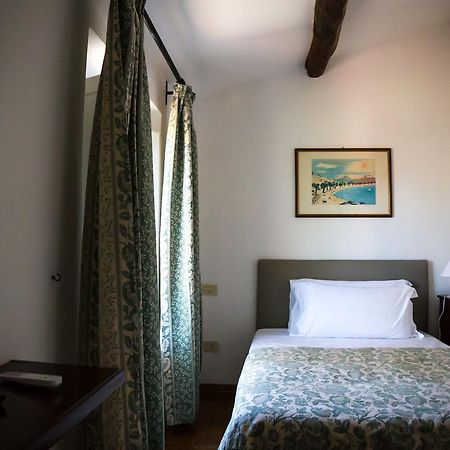 Locanda Di Ansedonia - Ristorante Grigl"Io" Orbetello Extérieur photo