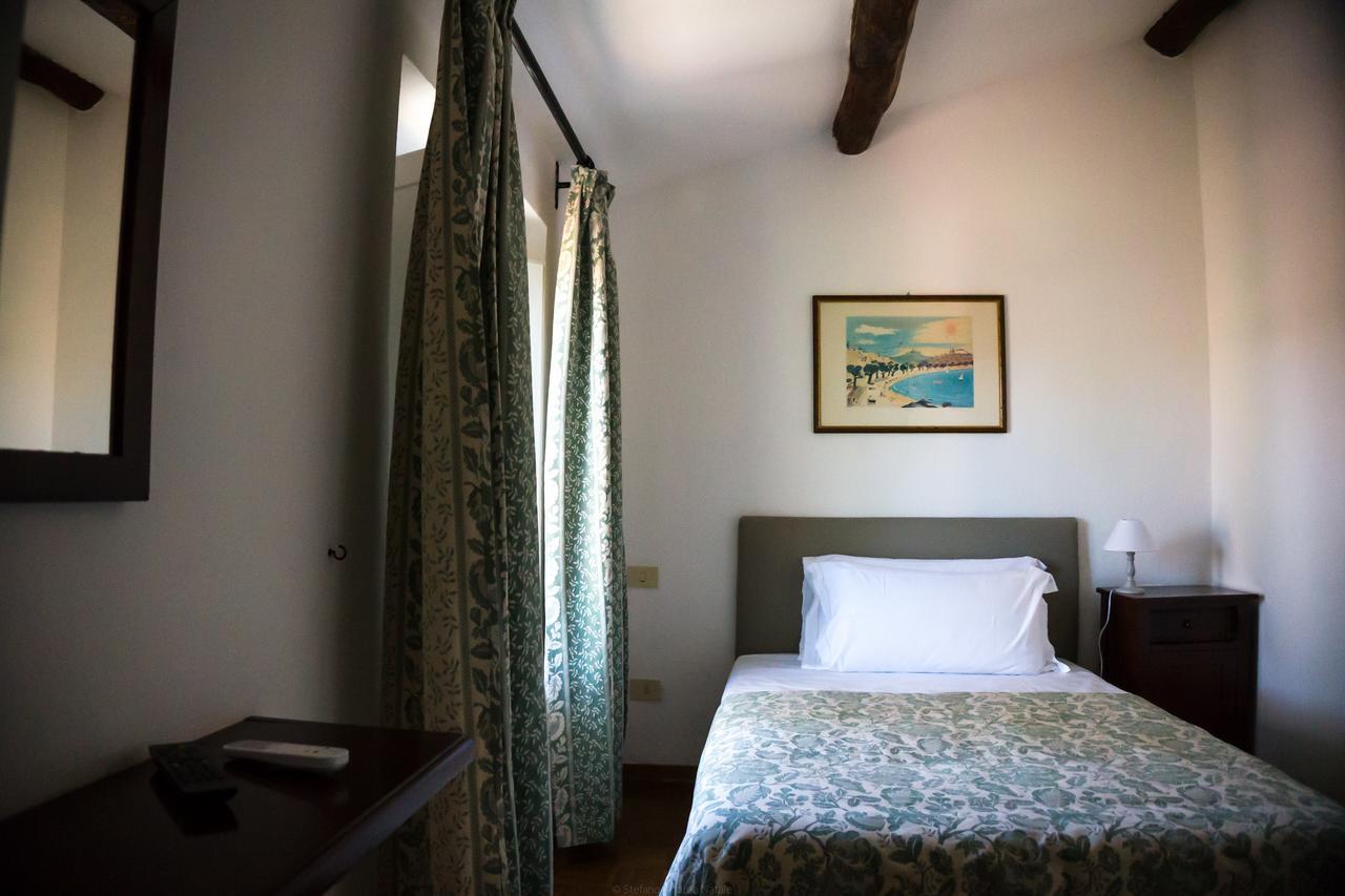 Locanda Di Ansedonia - Ristorante Grigl"Io" Orbetello Extérieur photo